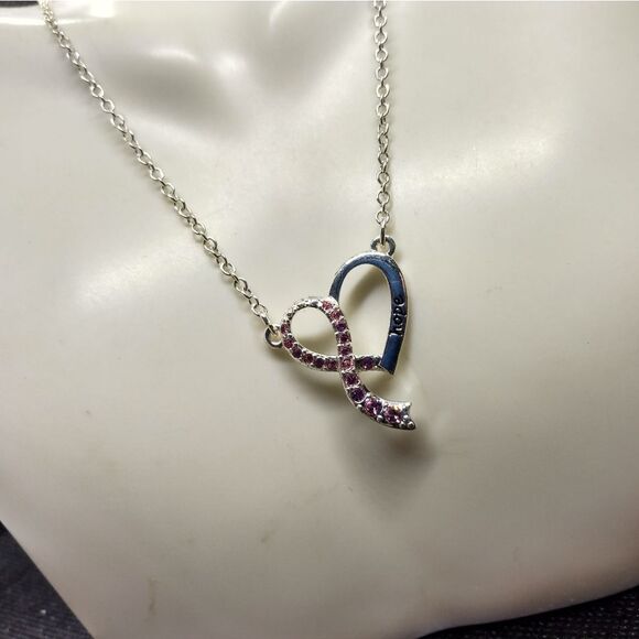 Hope pink crystal silver heart necklace - Picture 3 of 4